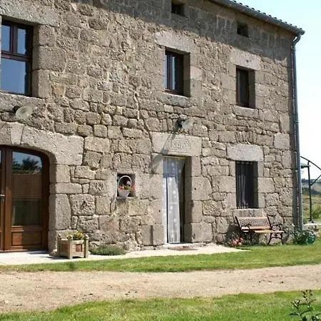Maison De Charme En Margeride: Terrasse, Terrain Clos, Proche Et Chemin St-jacques - Fr-1-582-146 בית נופש