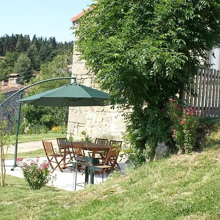 Hétvégi ház Maison De Charme En Margeride: Terrasse, Terrain Clos, Proche Et Chemin St-jacques - Fr-1-582-146 Saugues